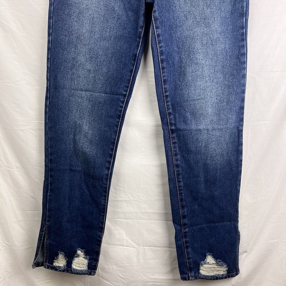 No Boundaries NWT Super High Rise Straight Leg Medium Wash Blue Jeans Size 15 - Picture 3 of 12